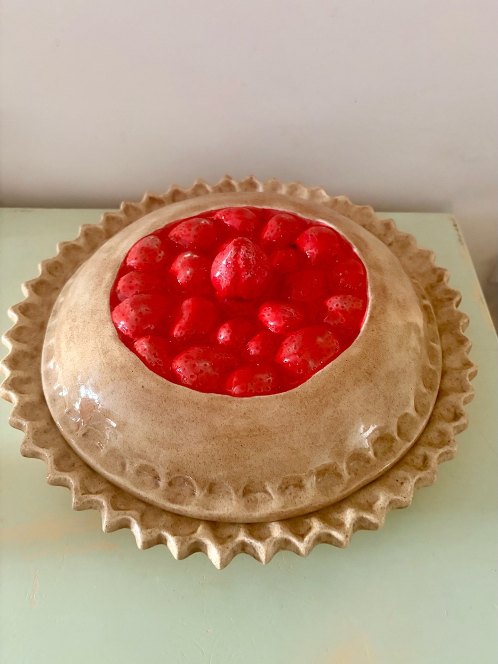 Vintage Strawberry Pie Ceramic Pie Tart Dish🍓 - Signed